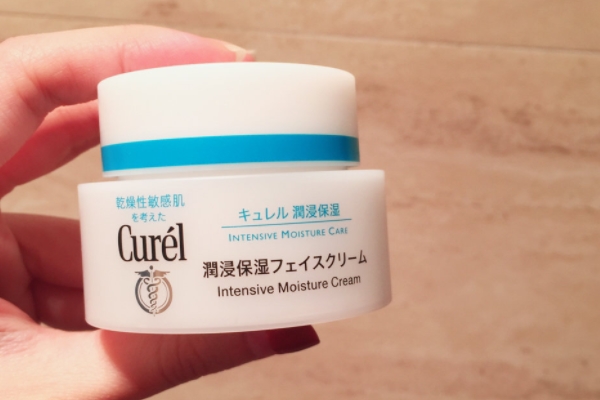 珂润面霜油皮能用吗,珂润面霜油性皮肤可以用吗