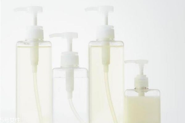 最好用的十大水乳排名,水和乳液和精华液的正确使用方法 最好用的十大水乳排名,水和乳液和精华液的正确使用方法