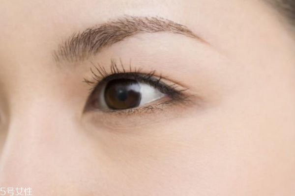 眉毛稀少是什么原因,眉毛稀少怎么变浓