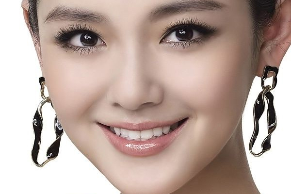 如何用白醋洗脸美白祛斑,白醋洗脸的正确方法让你快速美白