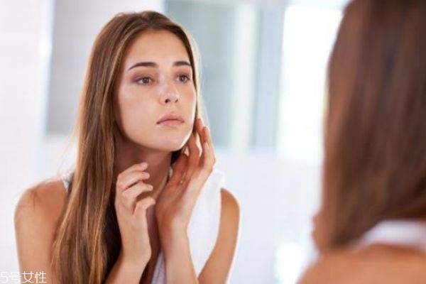 皮肤肤色不均匀怎么办,肤色不均匀怎么改善 皮肤肤色不均匀怎么办,肤色不均匀怎么改善