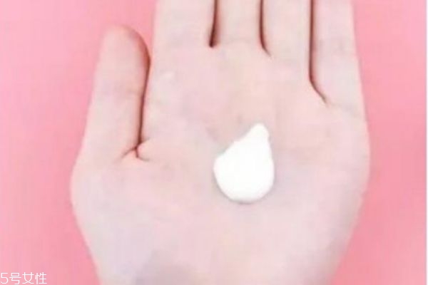 护肤品正确用量,护肤品的用量