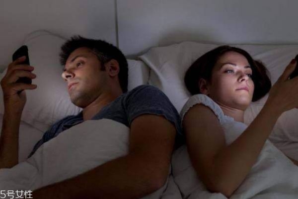 熬夜长痘怎么办怎么快速消除,熬夜长痤疮怎么办