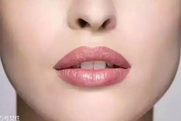 怎么去唇纹小妙招,如何快速消除唇纹