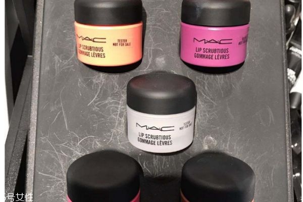 mac唇部磨砂膏怎么用,唇部磨砂膏的正确使用方法
