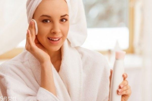 黑头导出液的作用,黑头导出液的成分和原理