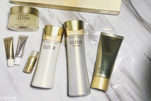 怡丽丝尔的水乳系列,怡丽丝尔水乳有几个系列