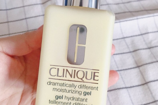 倩碧黄油敏感肌能用吗,倩碧无油黄油敏感肌肤可以用吗?