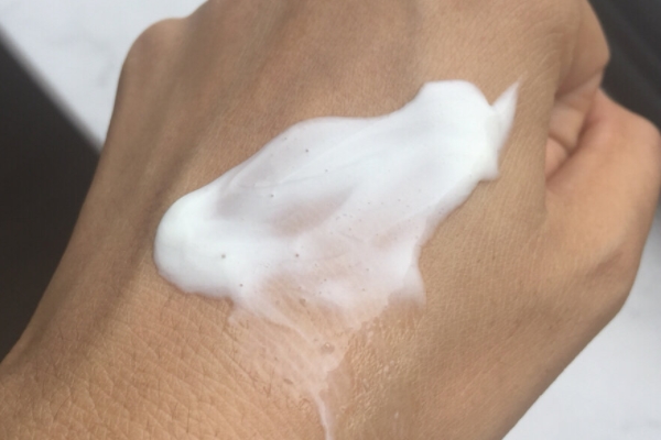 cpb洗面奶适合油皮吗,cpb洗面奶适合干皮吗