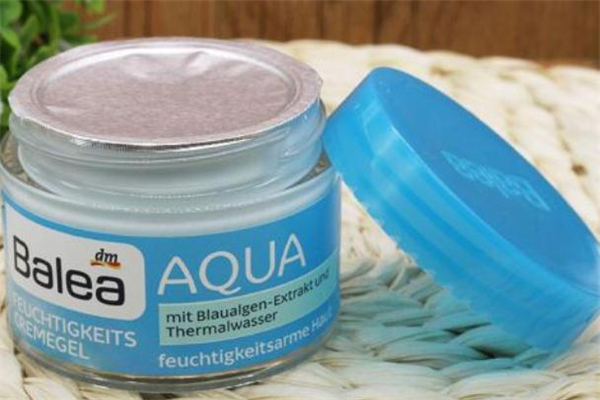 面霜的涂法,面霜涂抹方法 面霜的涂法,面霜涂抹方法