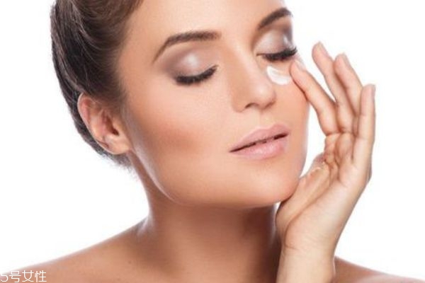 护肤品需要买哪些东西,护肤需要买哪些东西