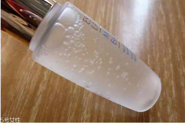 化妆水有泡沫的原因,化妆水起泡沫正常吗