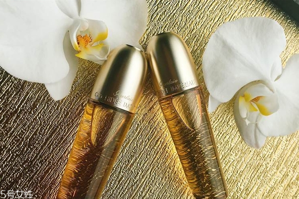 精油按摩脸部好吗,精油按摩面部的好处和坏处