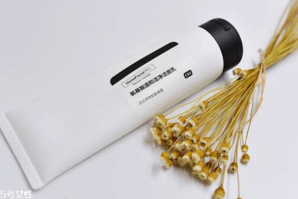 氨基酸洗面奶的好处,用氨基酸洗面奶好吗