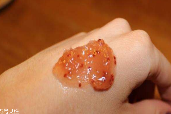 磨砂膏排行榜前十名,鸡皮肤用磨砂膏有用吗