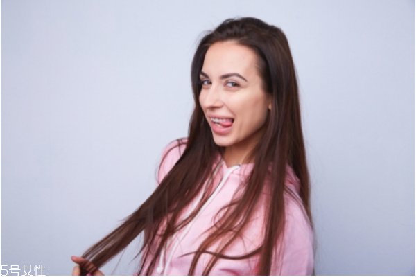 油性皮肤护肤步骤,油性皮肤日常护理步骤