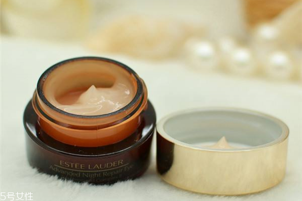 眼霜使用年龄阶段,眼霜从什么年龄开始用比较好