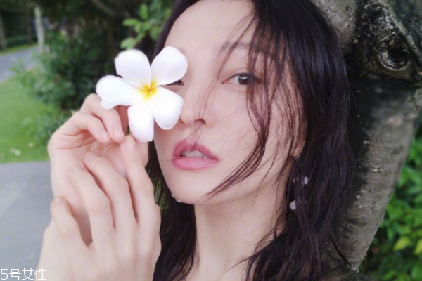 黑眼圈遮瑕技巧,黑眼圈遮瑕方法