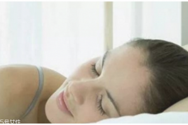 嘴角纹去除最好的方法是什么,嘴角纹去除最好的方法视频