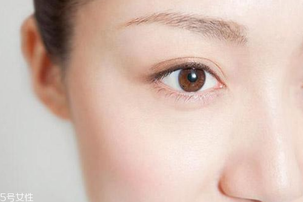 脂肪粒是什么原因造成的,脂肪粒是什么样的图片