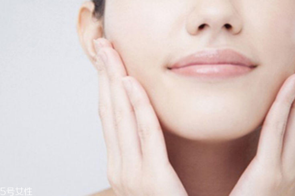 敏感肌怎么挑化妆品,敏感肌怎么选择护肤品