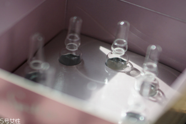 皮肤很干可以用安瓶吗,安瓶适合什么肤质