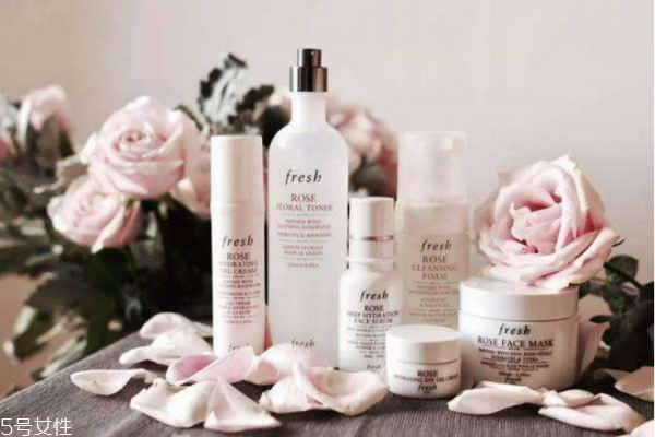 馥蕾诗玫瑰水刺痛,馥蕾诗玫瑰水好不好用