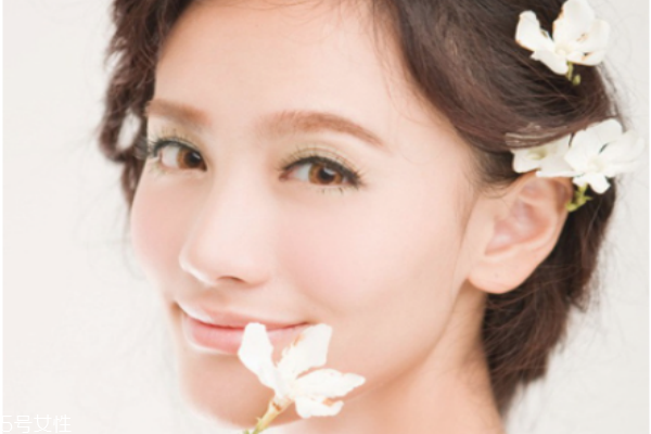 四十岁女人怎样抗衰老,四十岁女人怎么保养能有效抗衰老