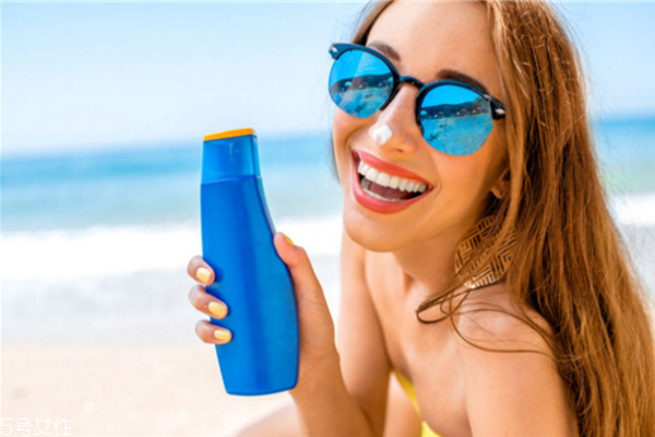 适合痘痘肌的防晒,痘痘肌防晒霜推荐