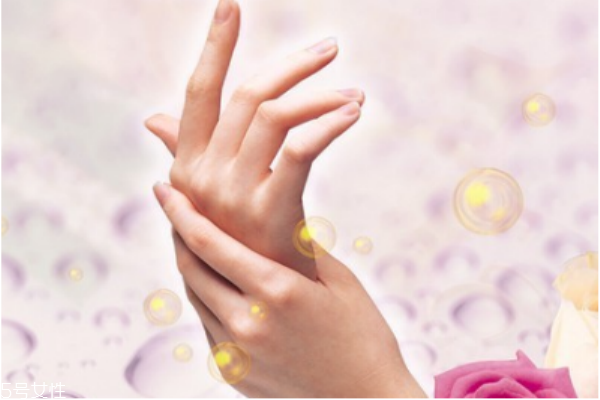 女生的手粗糙怎么办,女生的手很粗糙怎么办