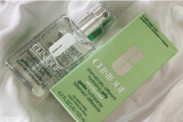 倩碧透明黄油有油和无油的区别,倩碧黄油有油和无油 倩碧透明黄油有油和无油的区别,倩碧黄油有油和无油