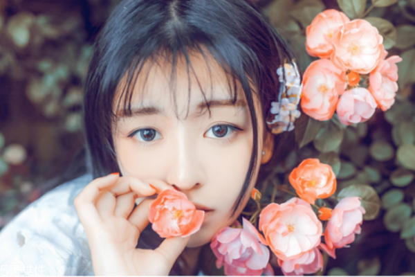 脸上抹完护肤品搓泥怎么办,护肤品搓泥怎么办