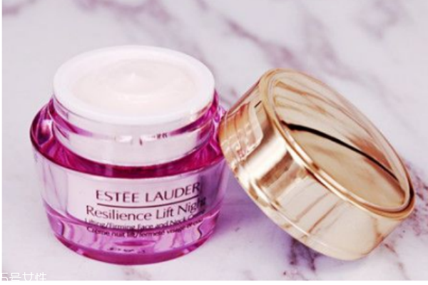 雅诗兰黛晚霜怎么用,雅诗兰黛面霜和晚霜怎么用