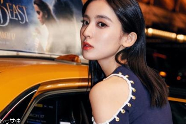 护肤品里含酒精,用了含酒精的护肤品会怎样 护肤品里含酒精,用了含酒精的护肤品会怎样