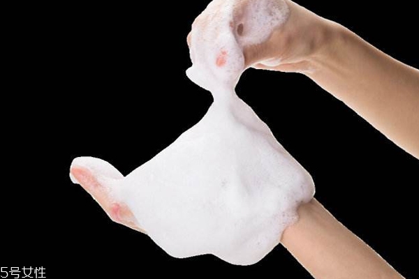 水光针打完24小时可以洗脸注意事项,洗脸注意事项