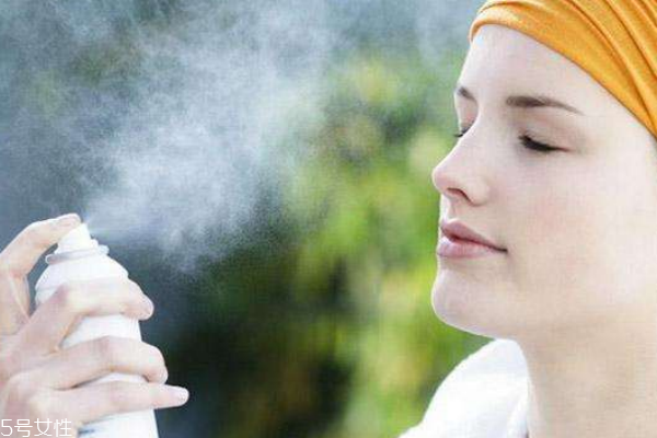 保湿喷雾注意事项,保湿喷雾的正确使用方法