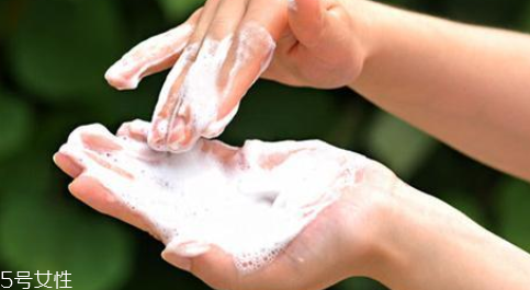 清洁面膜的使用步骤,洁面面膜怎么用法