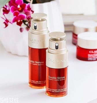 精华是在水乳之前用还是之后,精华水是用在水乳前还是水乳后 精华是在水乳之前用还是之后,精华水是用在水乳前还是水乳后