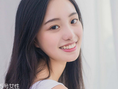 夏天皮肤需要补水吗,冬天皮肤需要补水吗