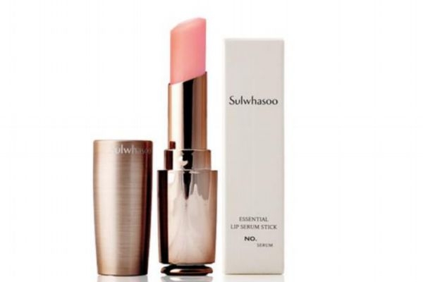 唇炎什么原因引起的,得唇炎是怎么引起的