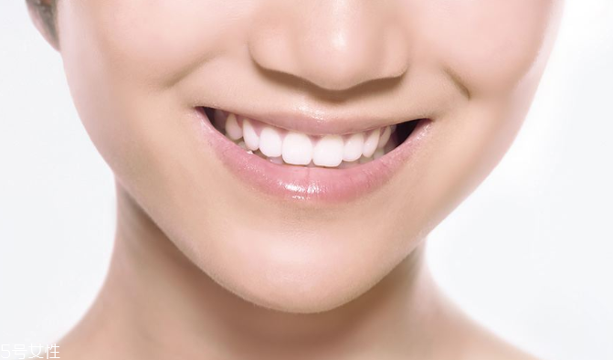 口腔溃疡跟牙膏有关吗,牙膏不好会导致口腔溃疡吗 口腔溃疡跟牙膏有关吗,牙膏不好会导致口腔溃疡吗