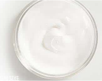 日本马油能当面霜用吗,马油膏可以当面霜用吗