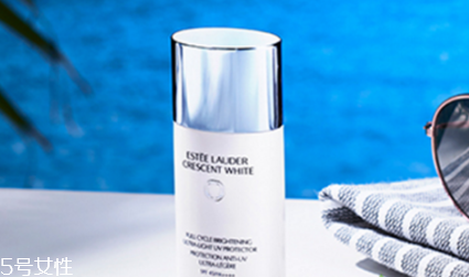 雅诗兰黛摇摇水,雅诗兰黛摇摇水好用么