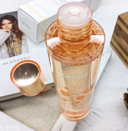 油性肌肤怎么判定,油性皮肤怎么判断