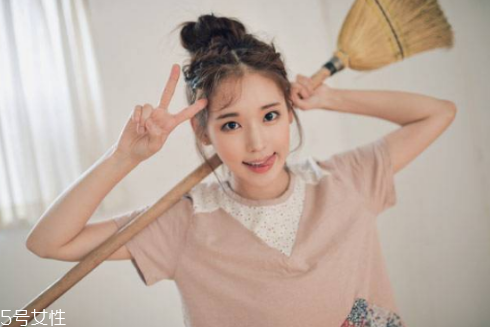 涂了护肤品脸刺痛红怎么办,用护肤品脸刺痛红是怎么回事