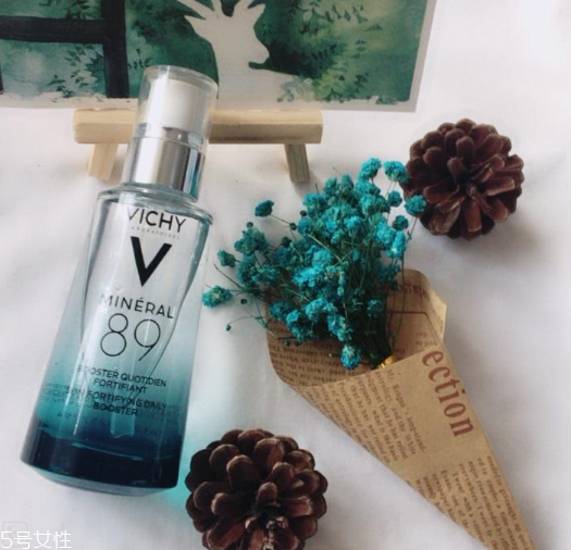 保湿精华水的用法,保湿精华水如何使用