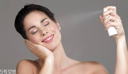 补水喷雾在哪一步使用,补水喷雾的用法