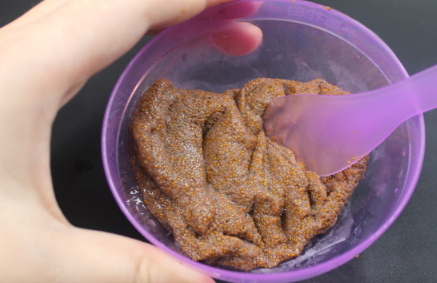 丝瓜水和玫瑰水可以一起用吗,丝瓜络可以和玫瑰花一起泡水喝吗