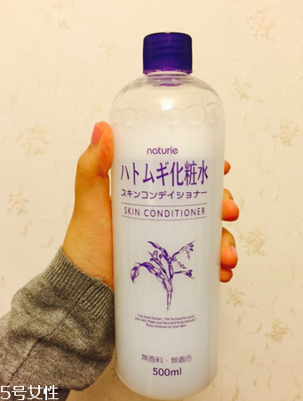 化妆水的使用步骤,化妆水使用方法