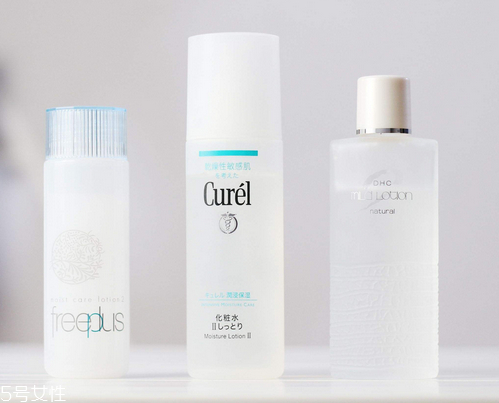 化妆水有哪些,化妆水的种类 化妆水有哪些,化妆水的种类